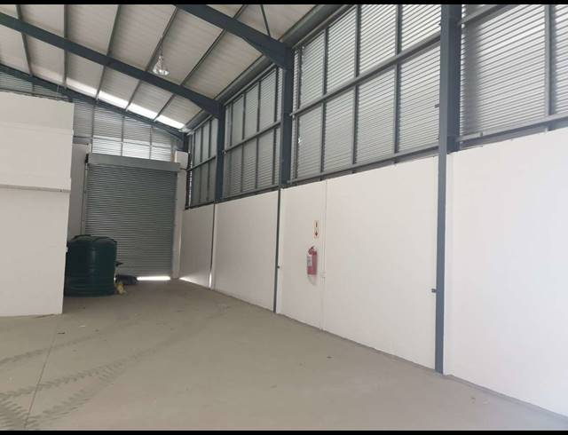 755M² WAREHOUSE FOR SALE IN KILLARNEY GARDENS